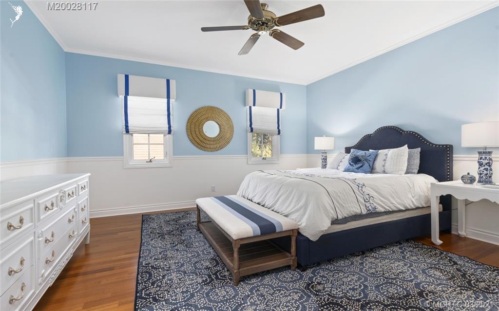 HIGH POINT ISLE ADDITION TO - Residential