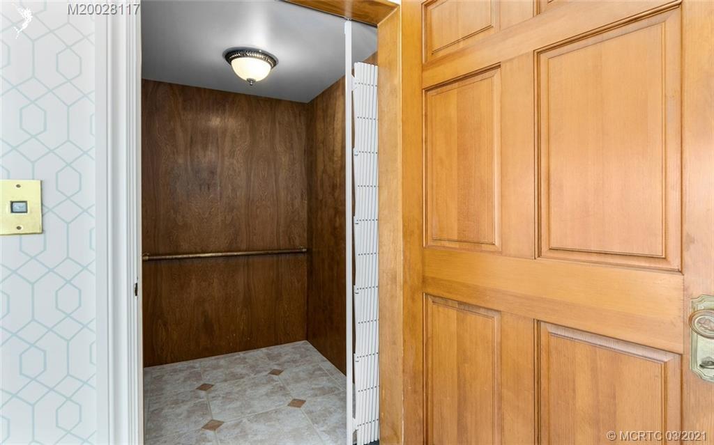 HIGH POINT ISLE ADDITION TO - Residential