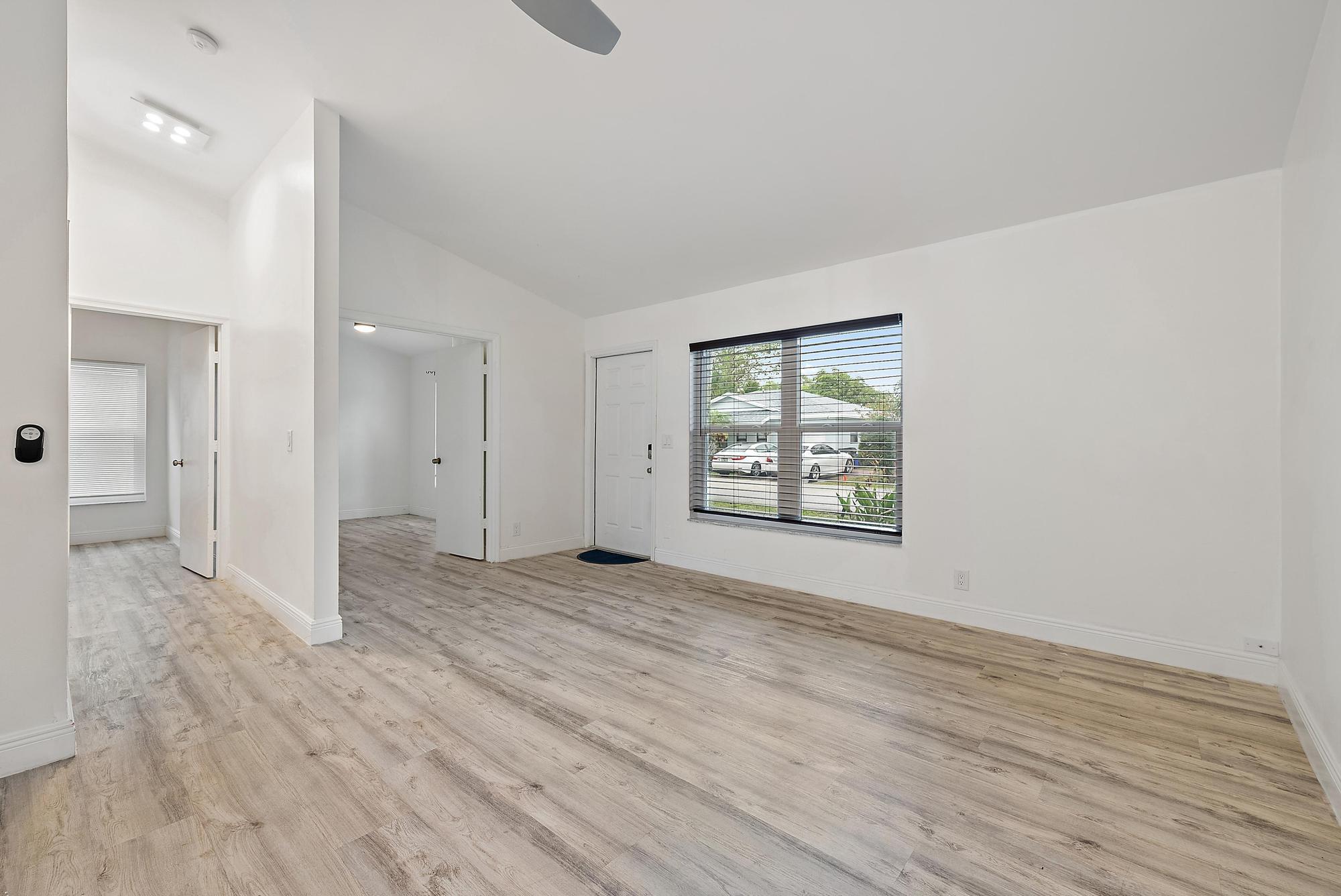 SUNSET PINES CONDO - Residential Lease