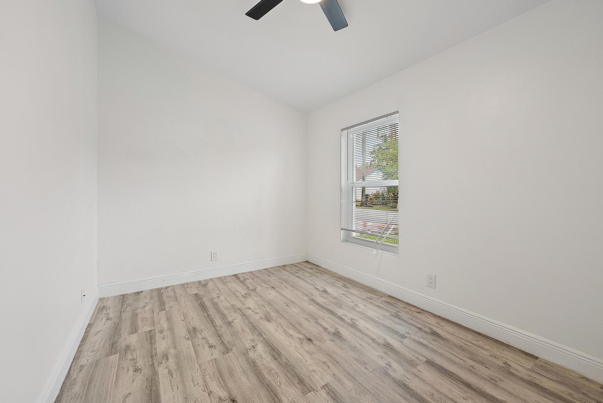 SUNSET PINES CONDO - Residential Lease