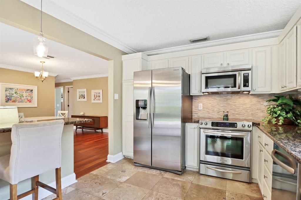 Photo of 226 Moccasin Trail W, Jupiter, FL 33458 (MLS # R10697883)
