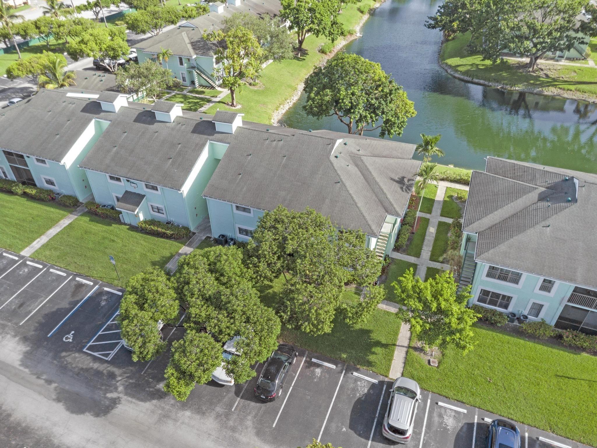 THE PRESERVE AT AVERY LAK - Residential