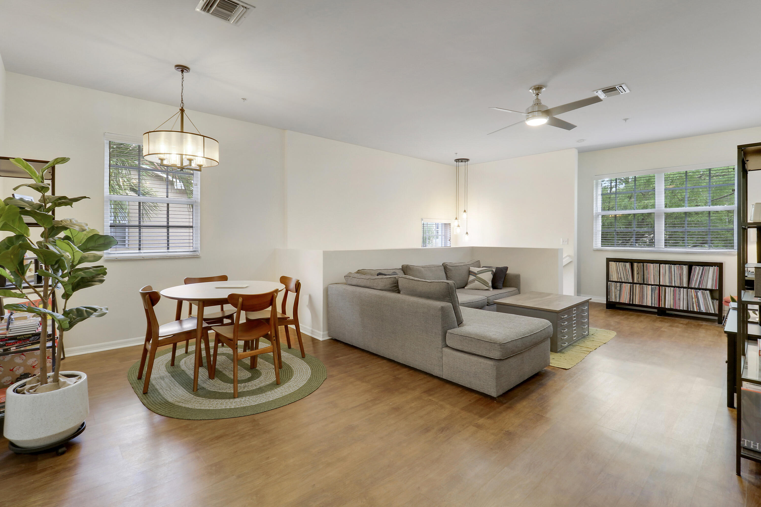 TEQUESTA TRACE CONDO - Residential