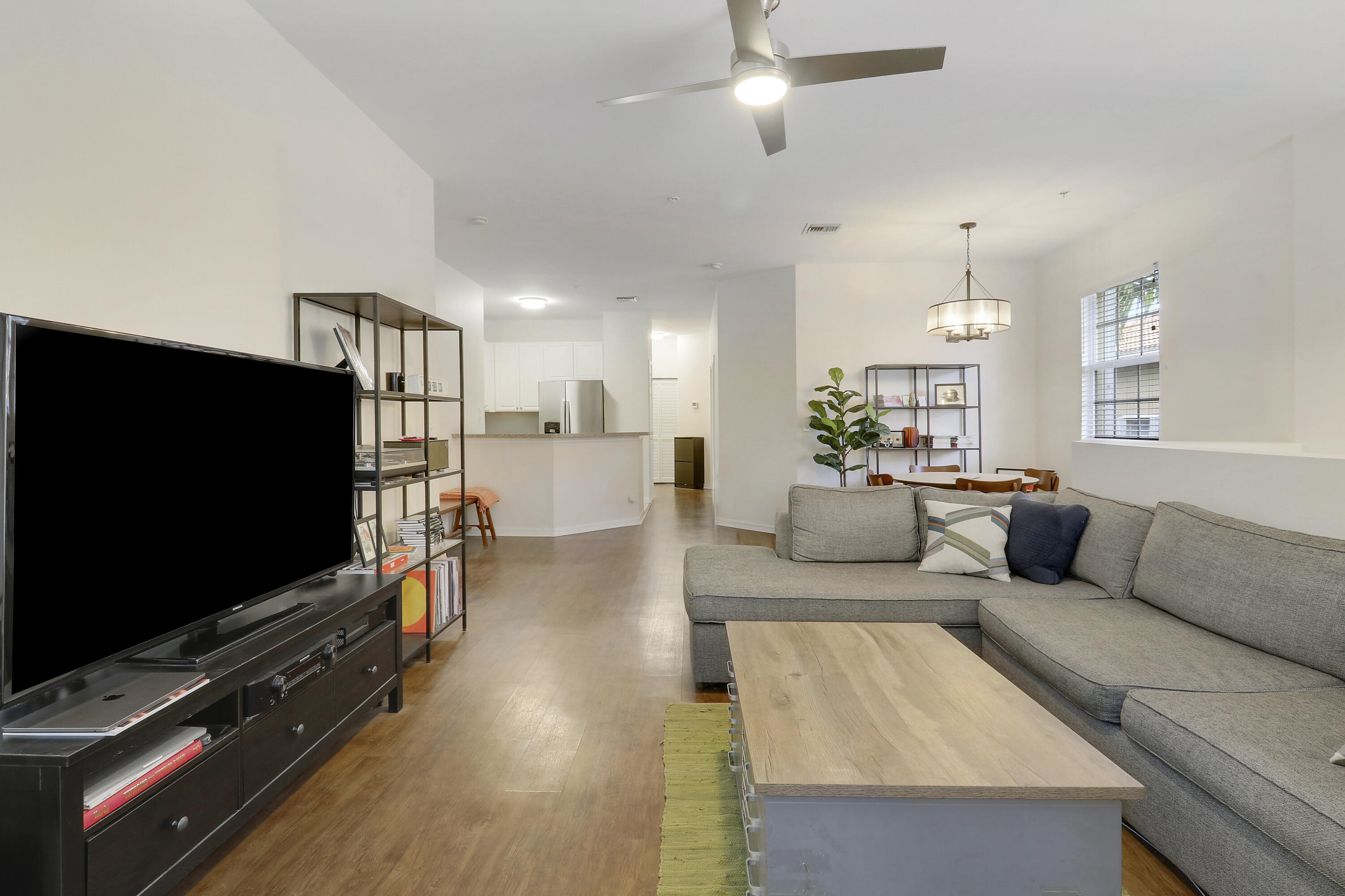 TEQUESTA TRACE CONDO - Residential