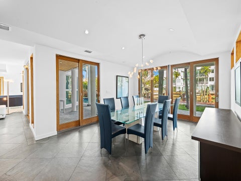 Tiny photo for 450 Victoria Terrace, Fort Lauderdale, FL 33301 (MLS # B26046594)