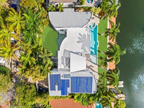 Tiny photo for 450 Victoria Terrace, Fort Lauderdale, FL 33301 (MLS # B26046594)