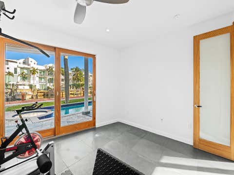 Tiny photo for 450 Victoria Terrace, Fort Lauderdale, FL 33301 (MLS # B26046594)