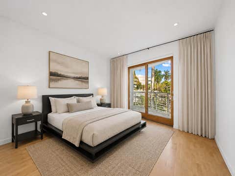Tiny photo for 450 Victoria Terrace, Fort Lauderdale, FL 33301 (MLS # B26046594)