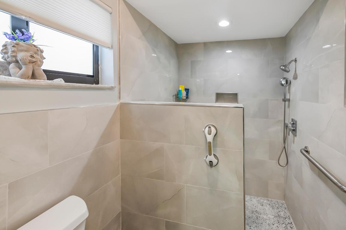 CAMINO WOODS - Residential