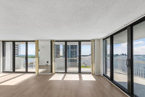 Tiny photo for 123 Lakeshore Drive #1543, North Palm Beach, FL 33408 (MLS # B26089776)