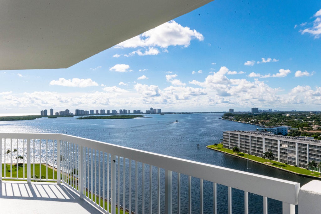 Photo of 123 Lakeshore Drive #1543, North Palm Beach, FL 33408 (MLS # B26089776)