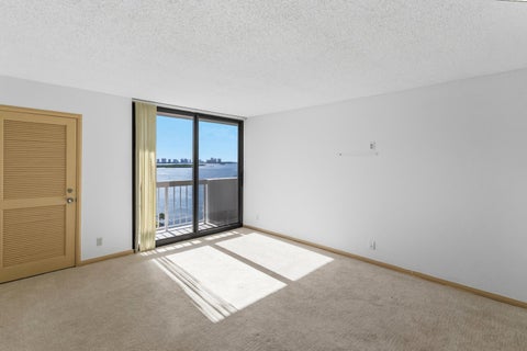 Tiny photo for 123 Lakeshore Drive #1543, North Palm Beach, FL 33408 (MLS # B26089776)