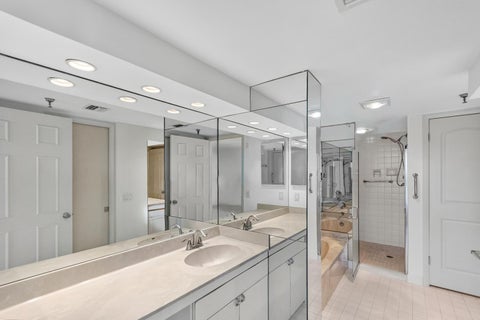 Tiny photo for 123 Lakeshore Drive #1543, North Palm Beach, FL 33408 (MLS # B26089776)
