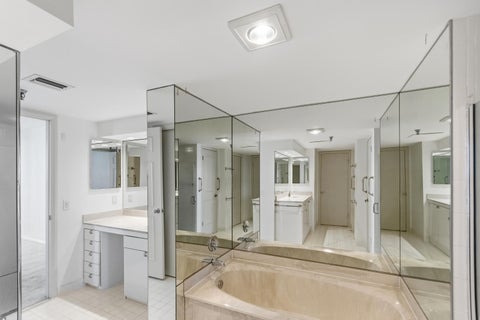 Tiny photo for 123 Lakeshore Drive #1543, North Palm Beach, FL 33408 (MLS # B26089776)