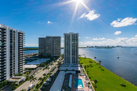 Tiny photo for 123 Lakeshore Drive #1543, North Palm Beach, FL 33408 (MLS # B26089776)