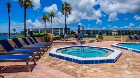 Tiny photo for 123 Lakeshore Drive #1543, North Palm Beach, FL 33408 (MLS # B26089776)