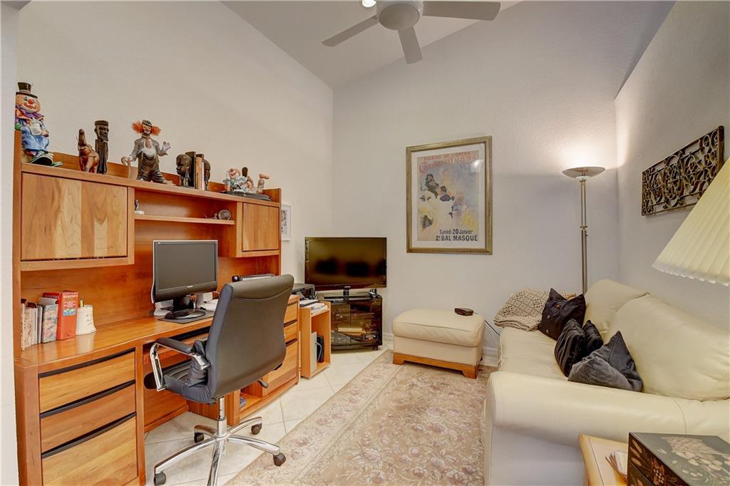 FLORAL LAKES OF DELRAY - Residential