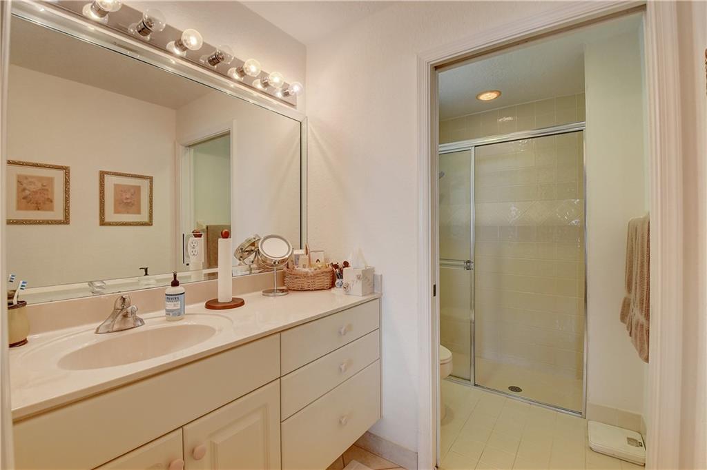 FLORAL LAKES OF DELRAY - Residential
