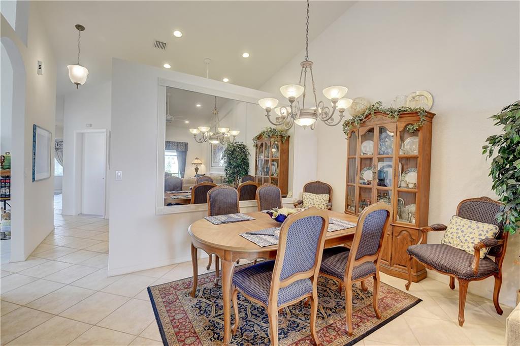FLORAL LAKES OF DELRAY - Residential