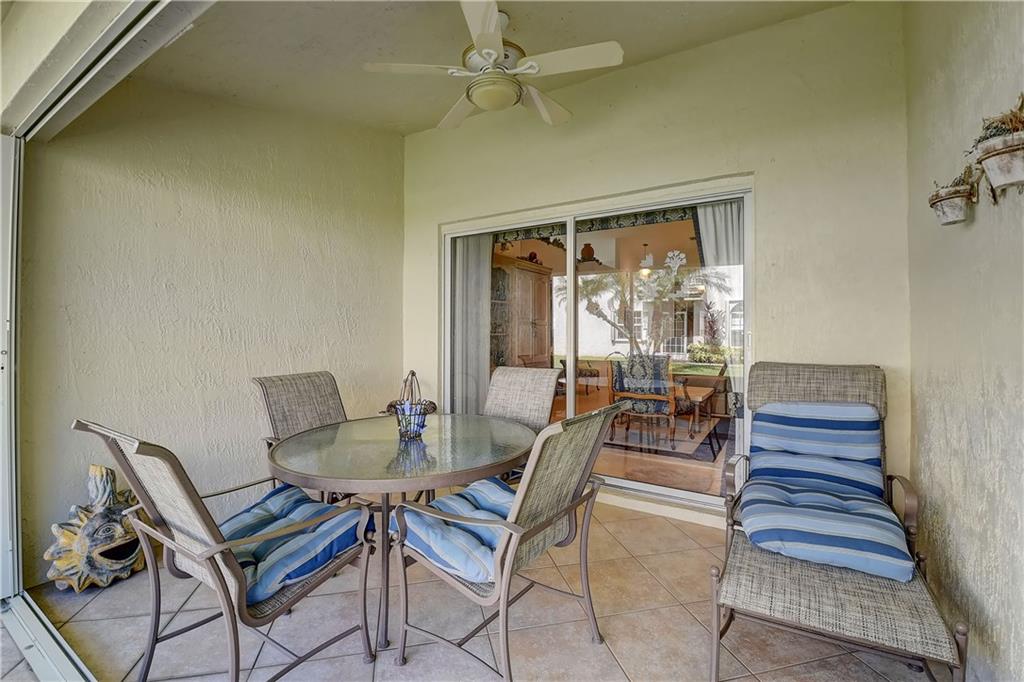 FLORAL LAKES OF DELRAY - Residential