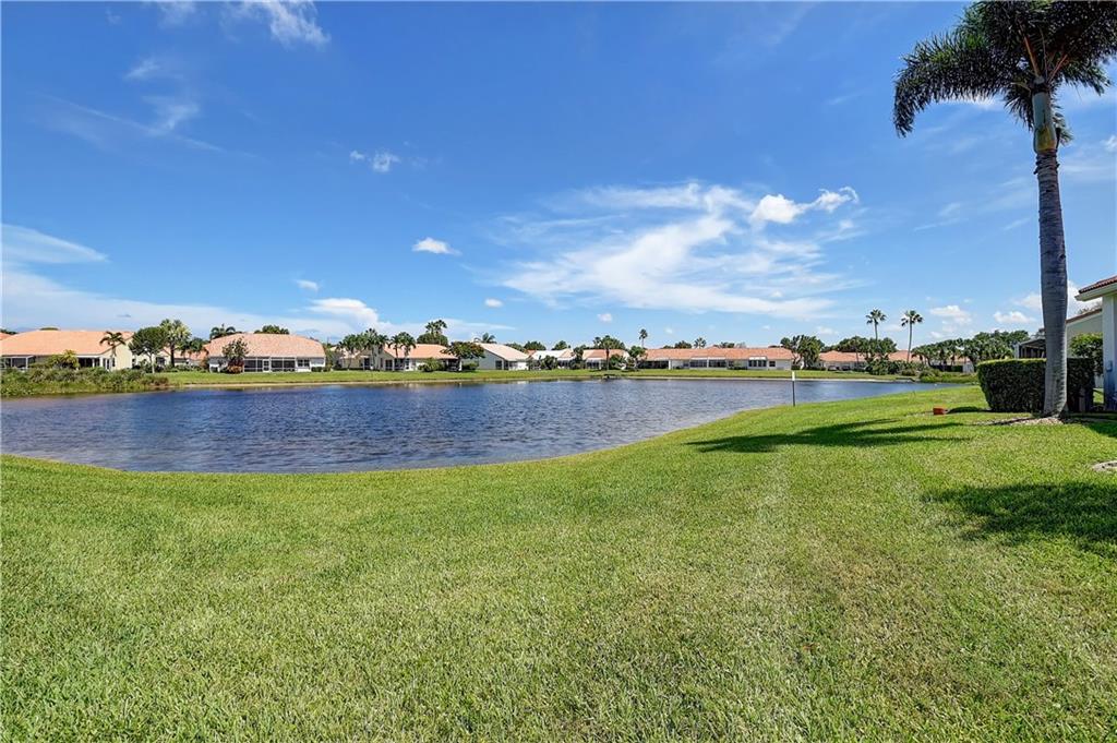 FLORAL LAKES OF DELRAY - Residential