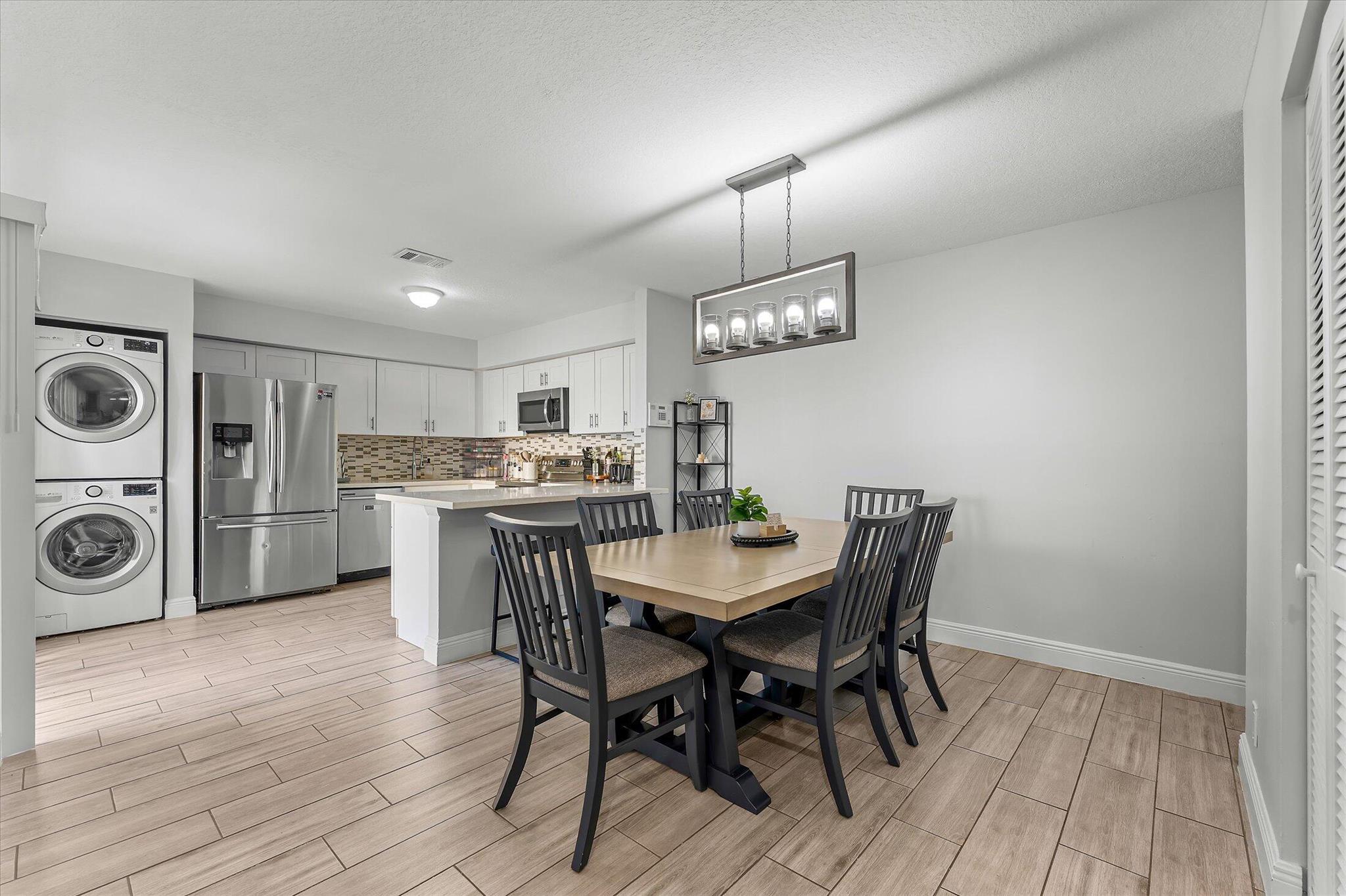 FRENCH QUARTER 3 - Residential