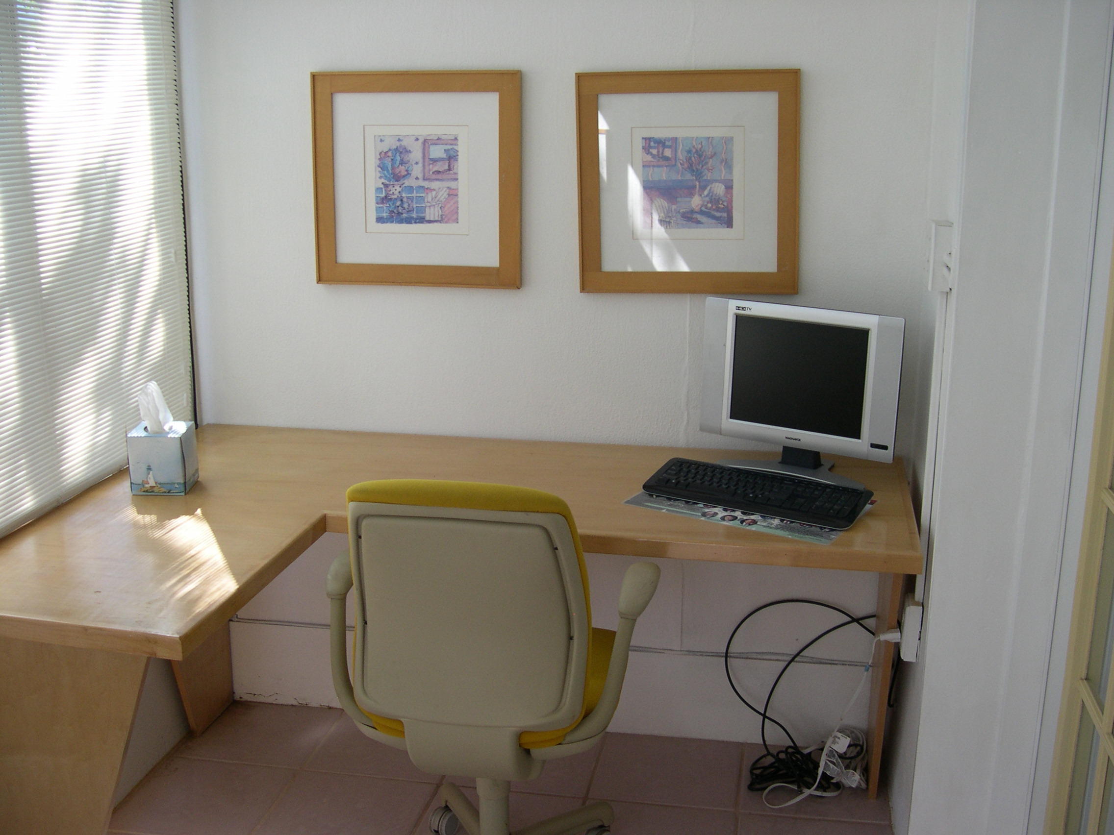 COLONNADES CONDOMINIUM NO 4 - Residential