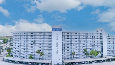 Photo of 2731 NE 14th Street Causeway #923, Pompano Beach, FL 33062 (MLS # B26032577)