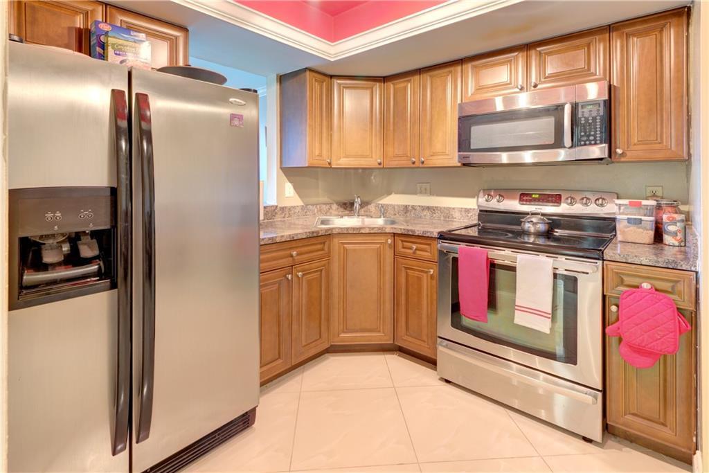 Palm Court - Residential