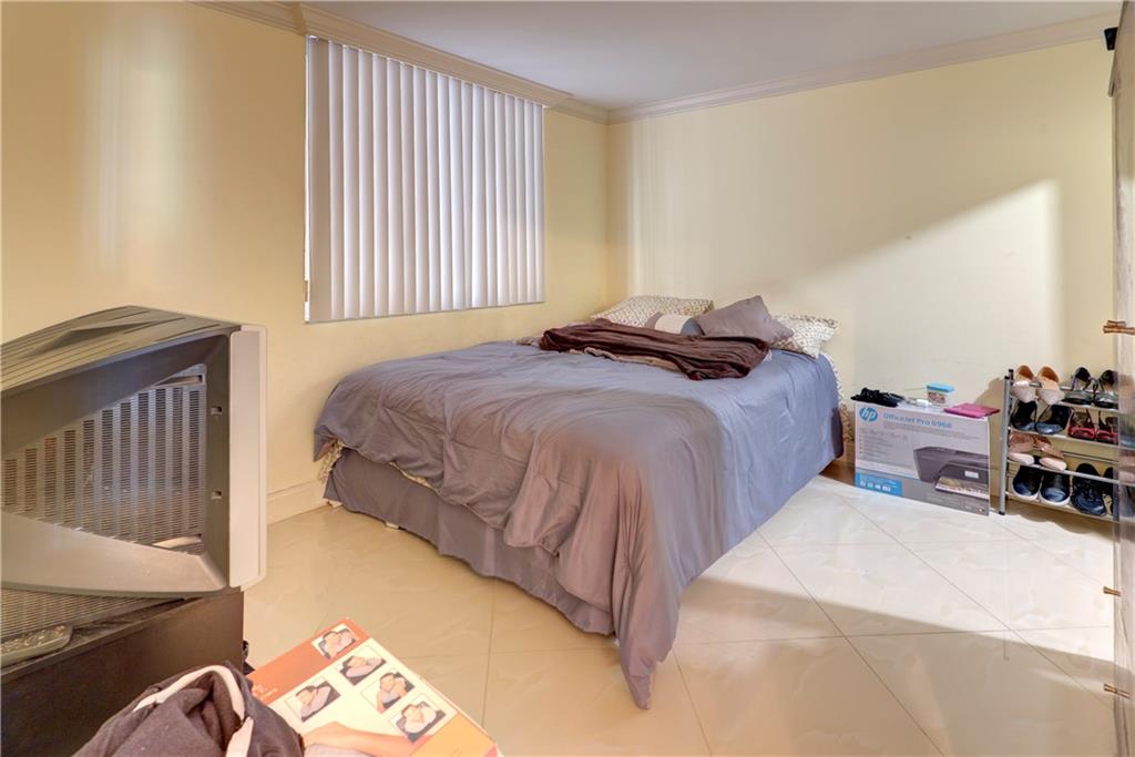 Palm Court - Residential