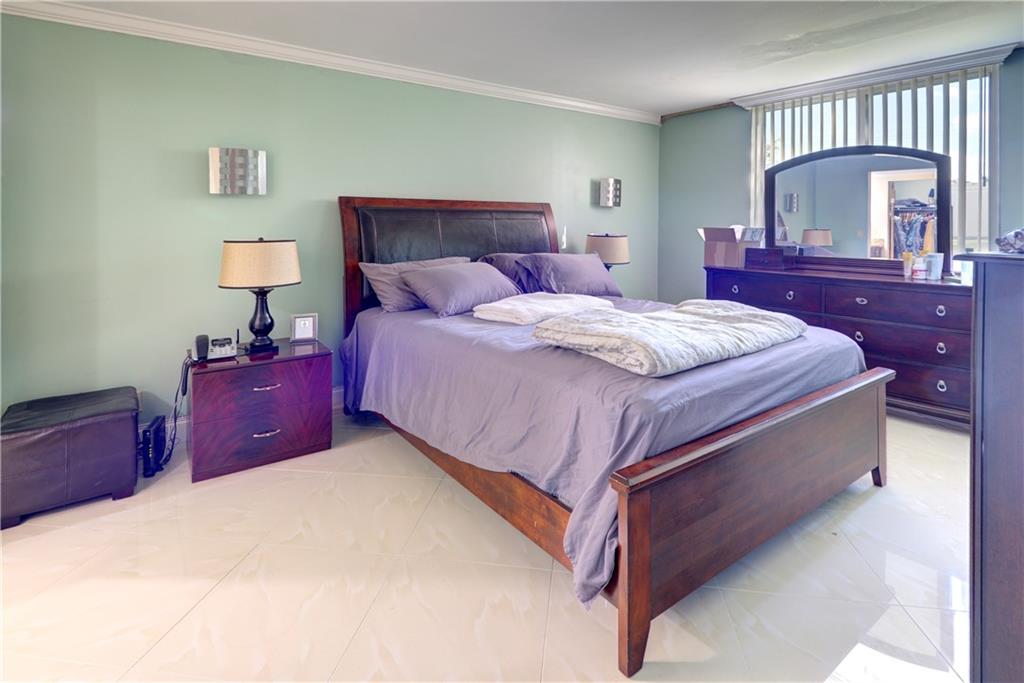 Palm Court - Residential