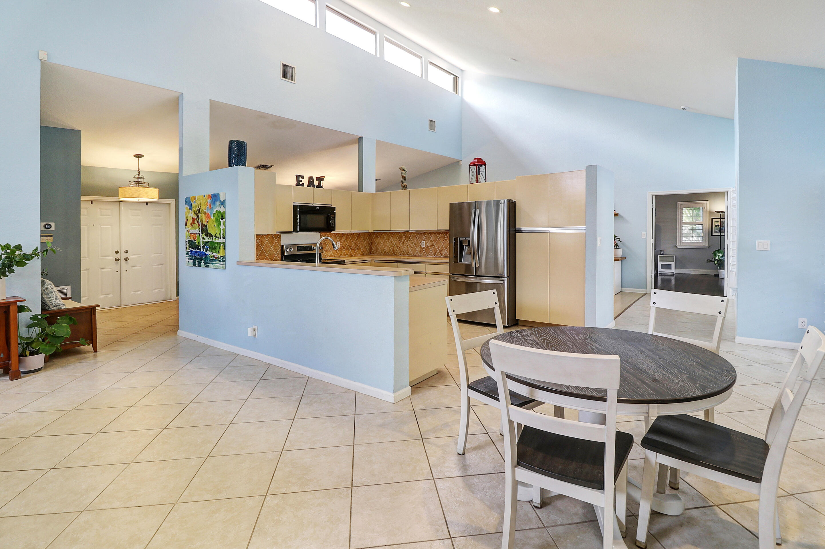 NORTH SPRINGS - Residential