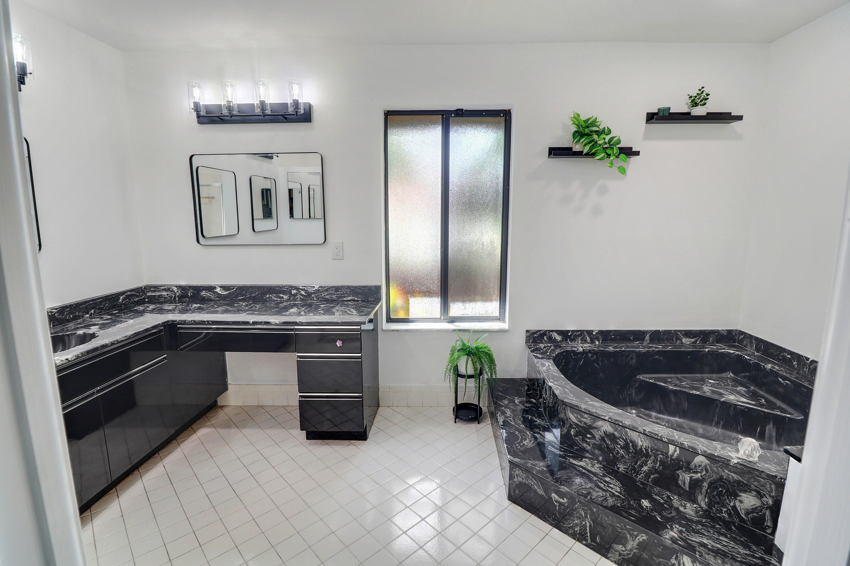 NORTH SPRINGS - Residential