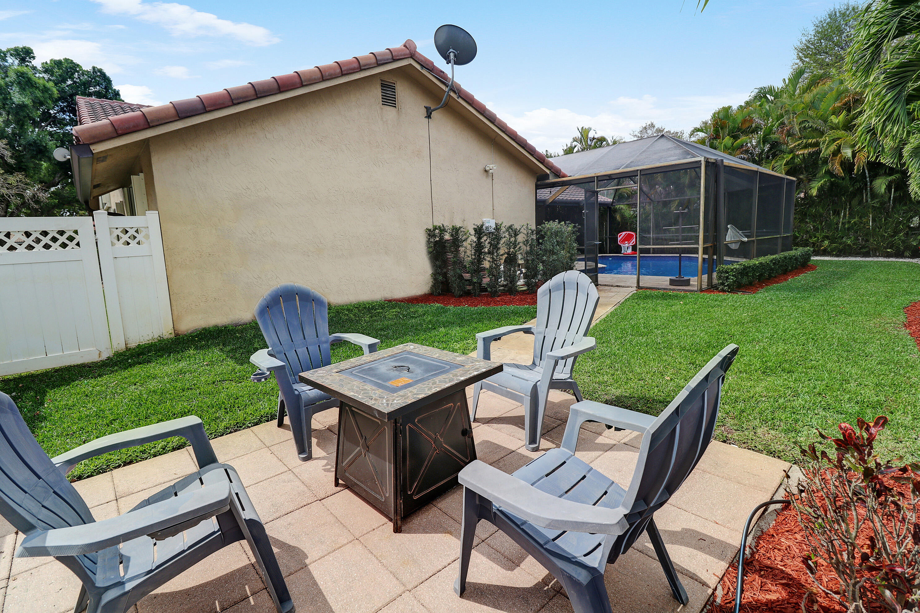 NORTH SPRINGS - Residential