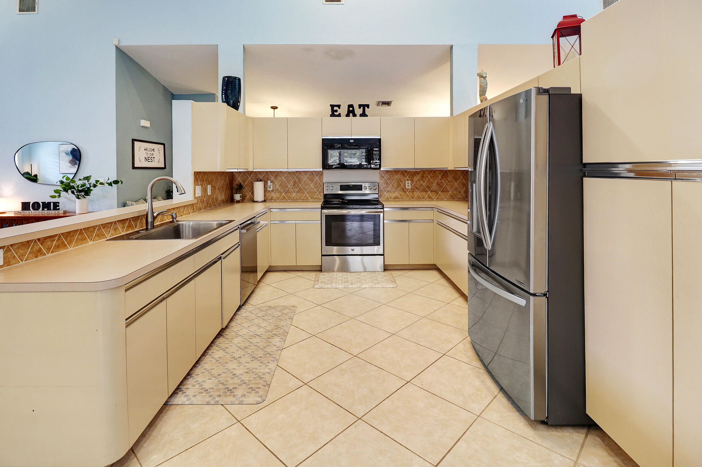 NORTH SPRINGS - Residential