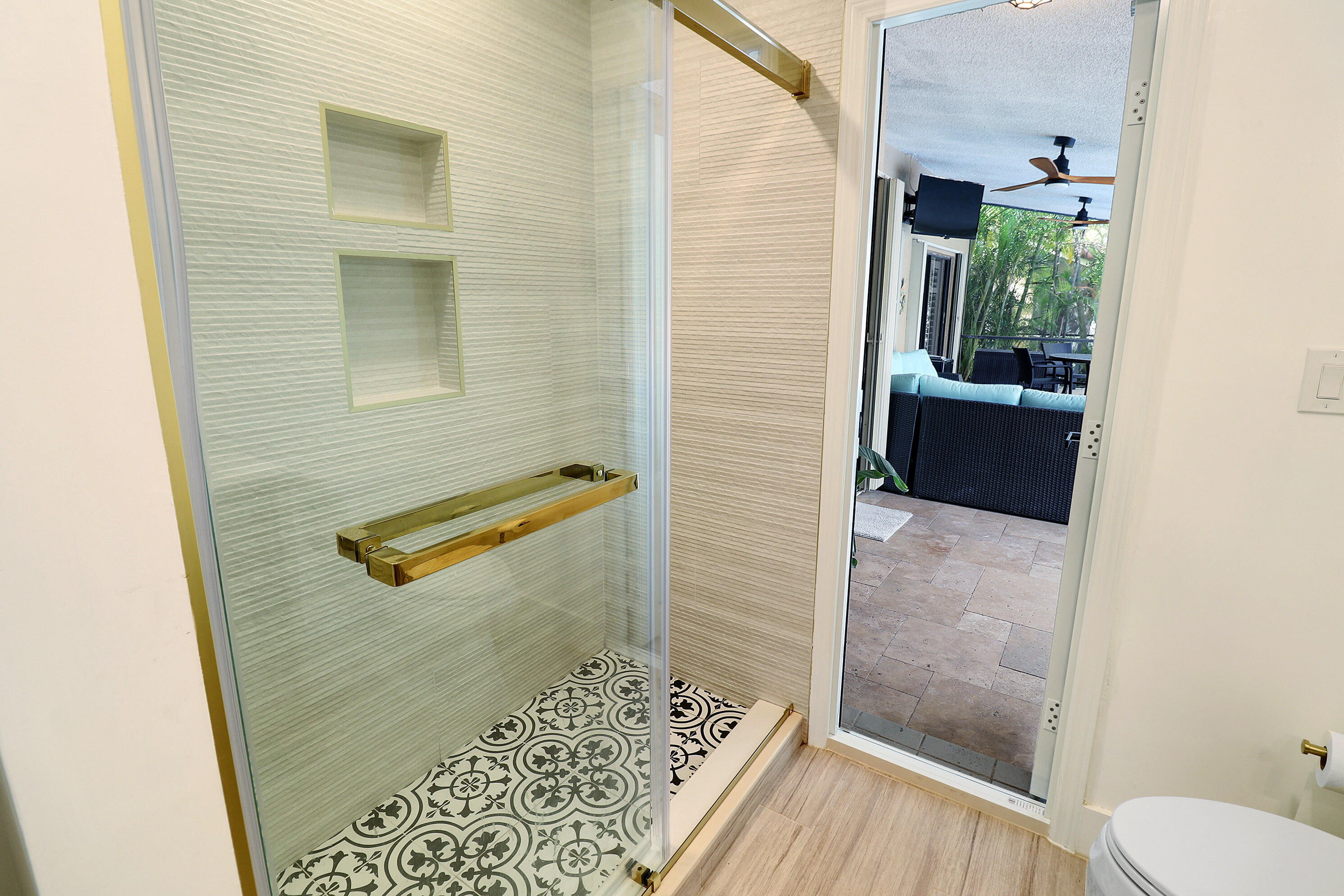 NORTH SPRINGS - Residential