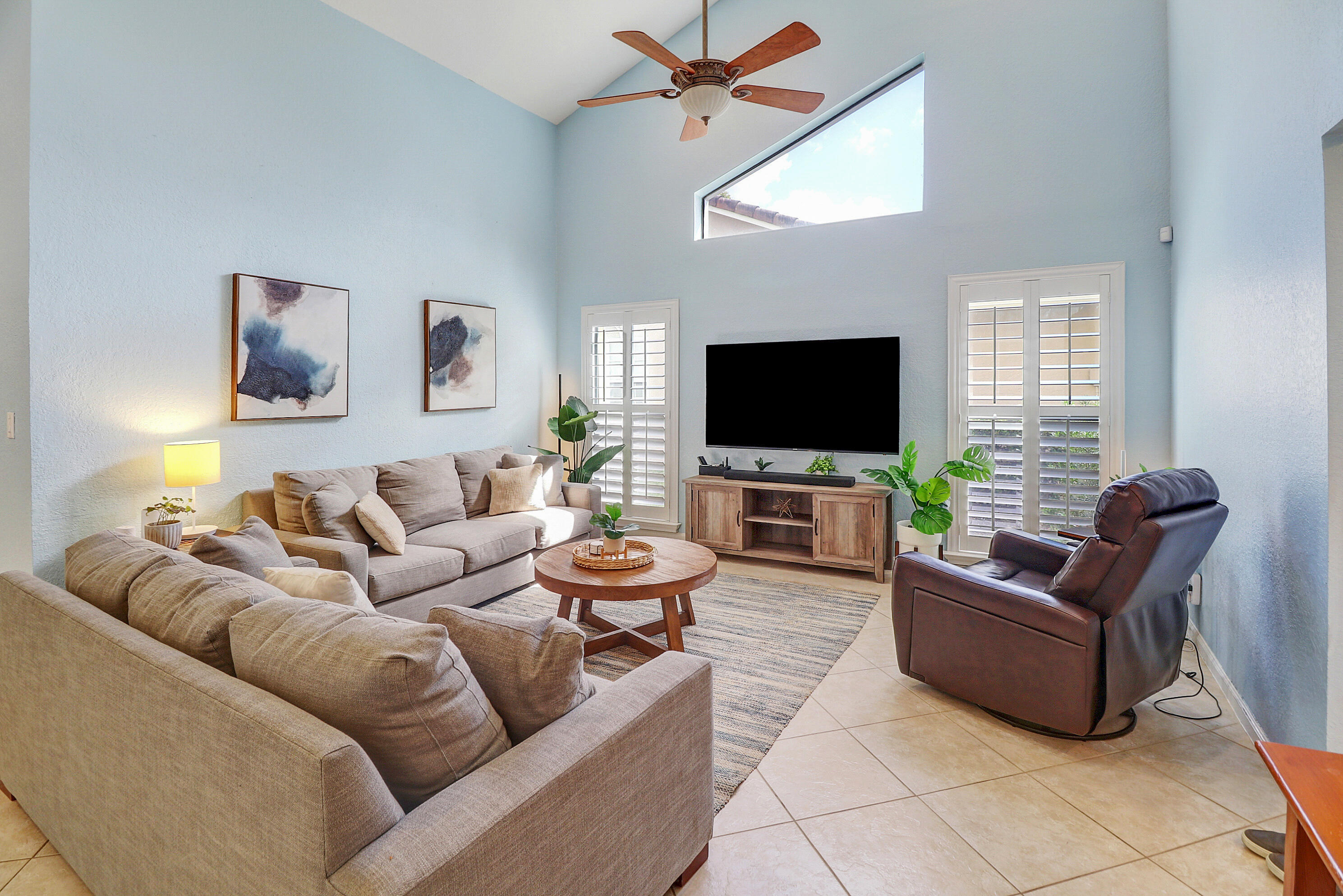 NORTH SPRINGS - Residential