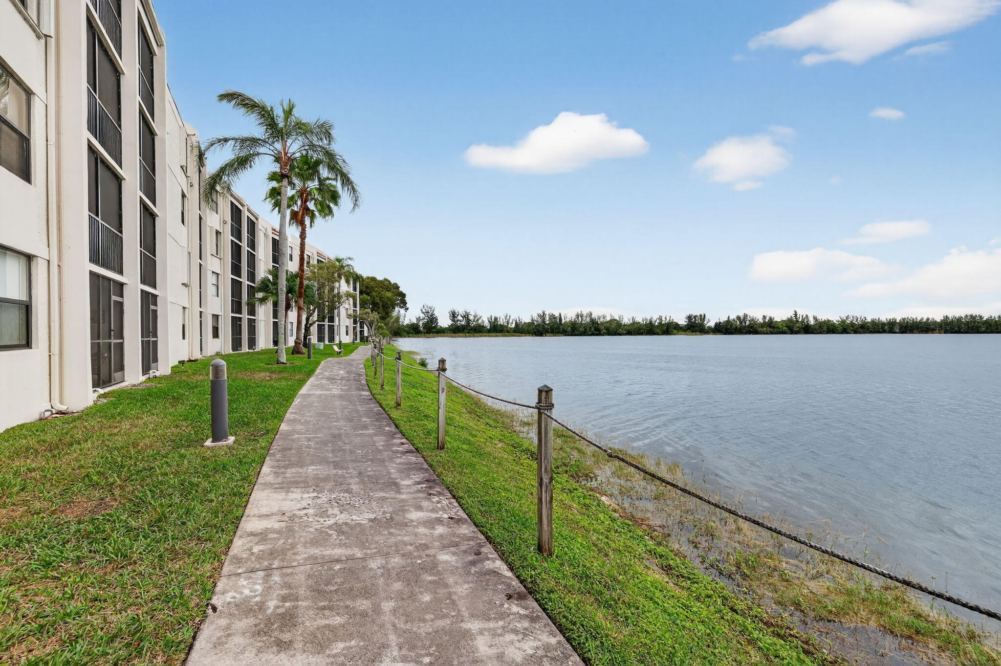 View photos, virtual tours, details... 117 LAKE EMERALD Drive 408