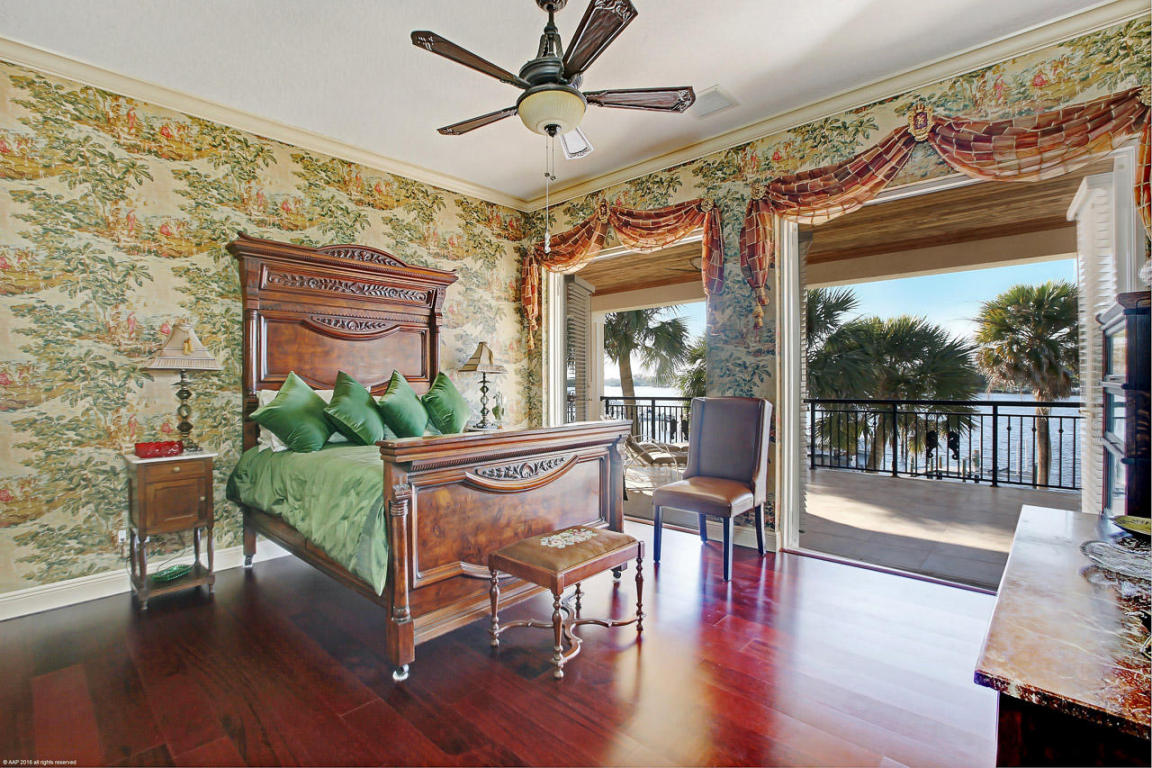 Palm Point - Residential