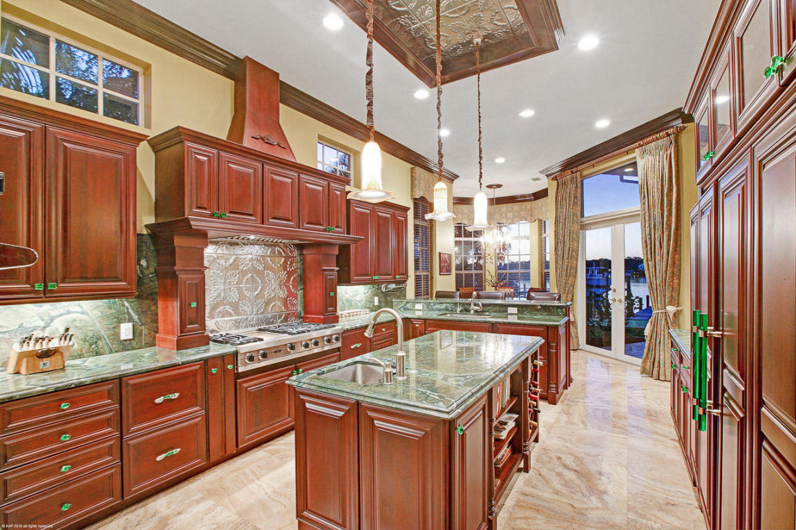 Palm Point - Residential