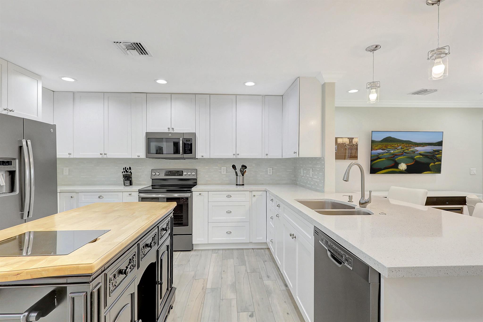 SEAGATE HARBOR, Sea Gate Harbor - Residential