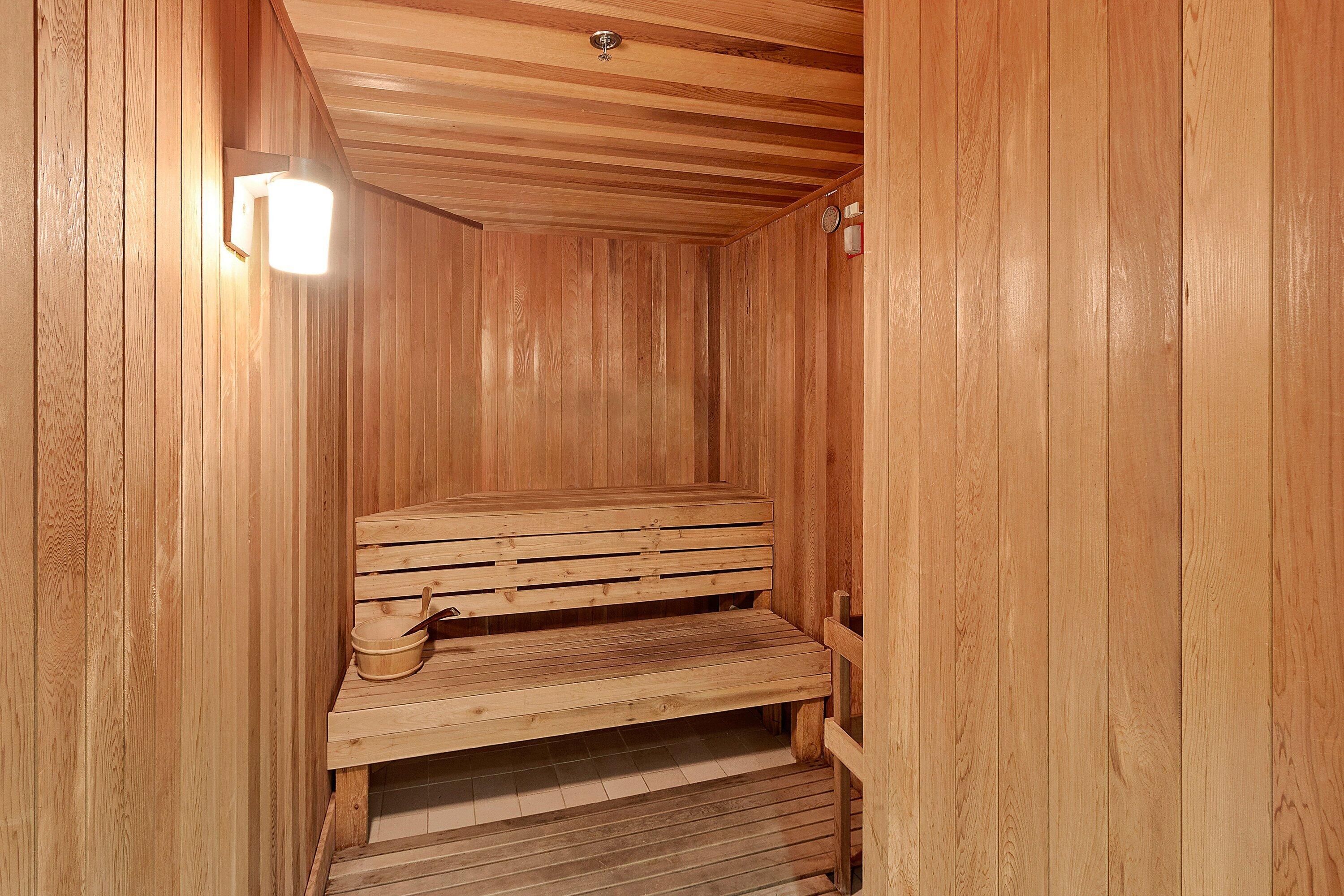 TIARA CONDO - Residential