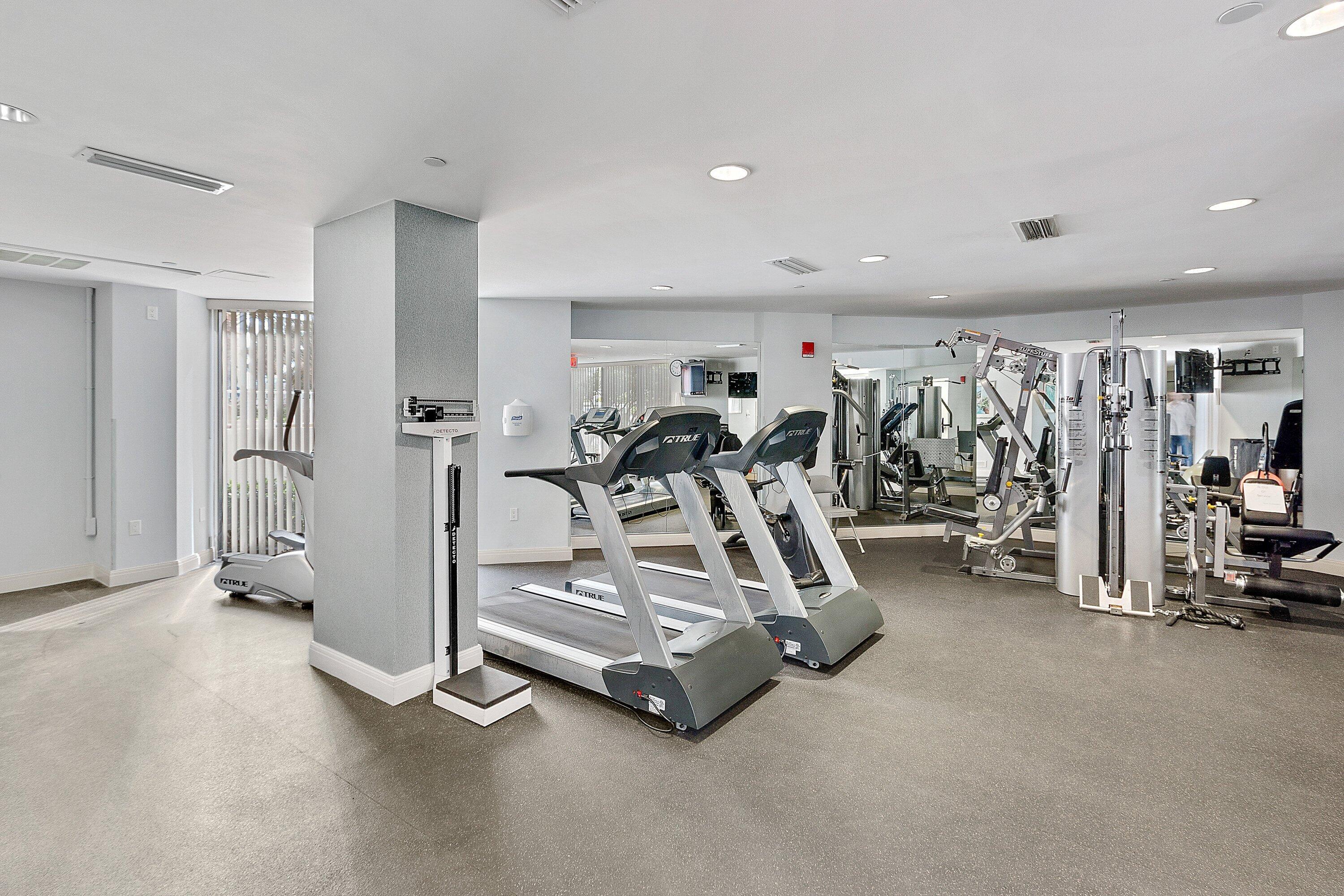 TIARA CONDO - Residential