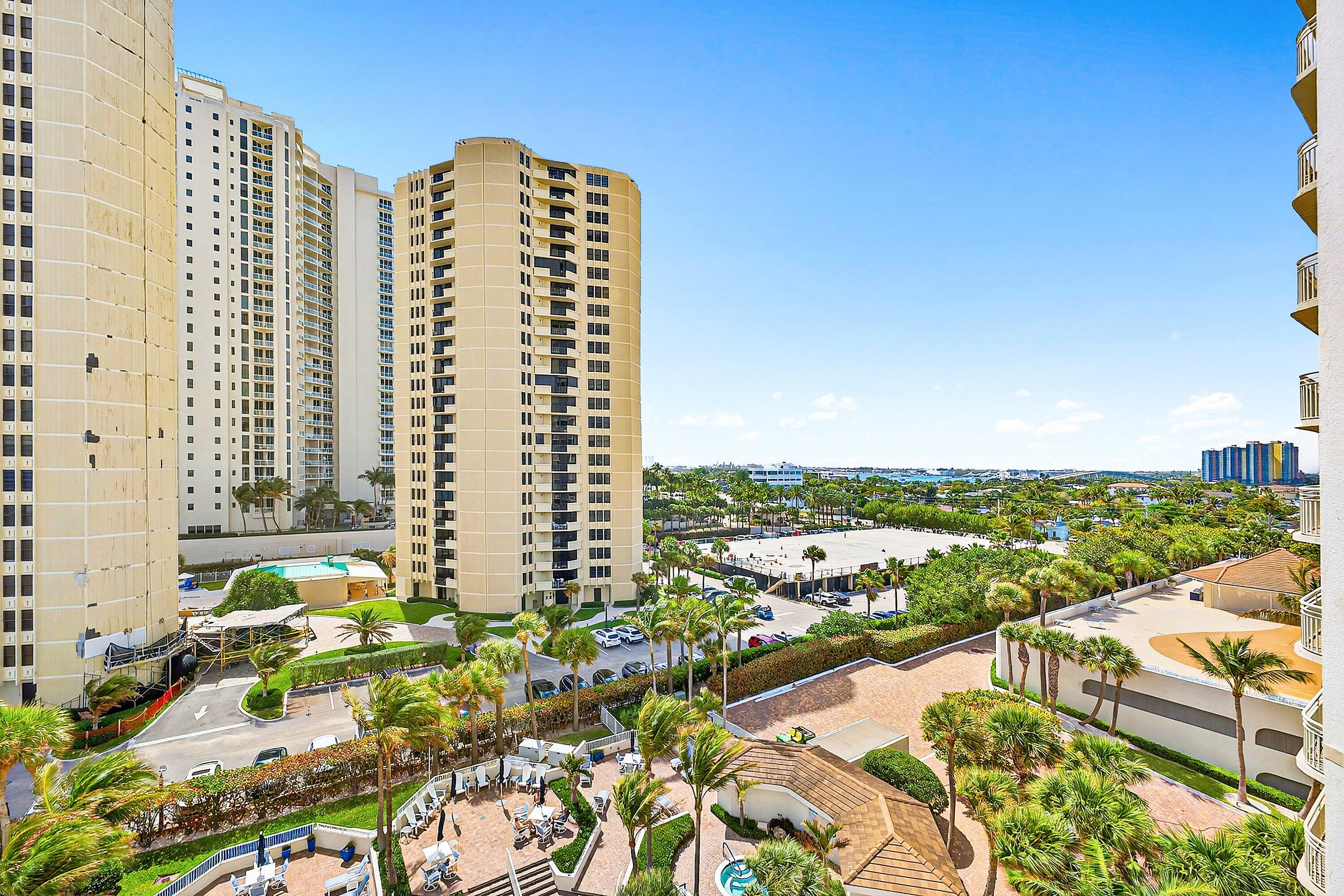 TIARA CONDO - Residential