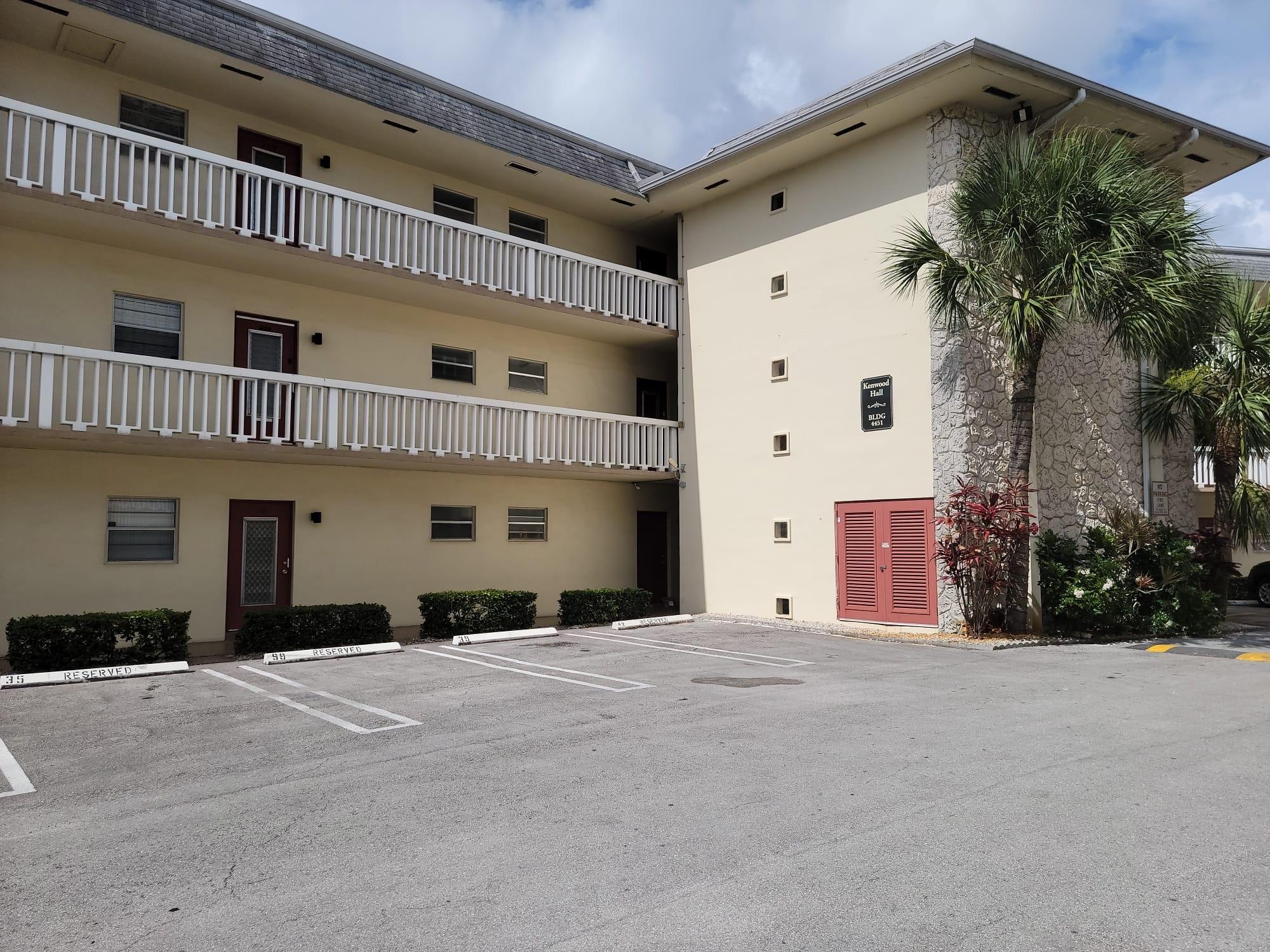 4451 NW 16th St 104K
