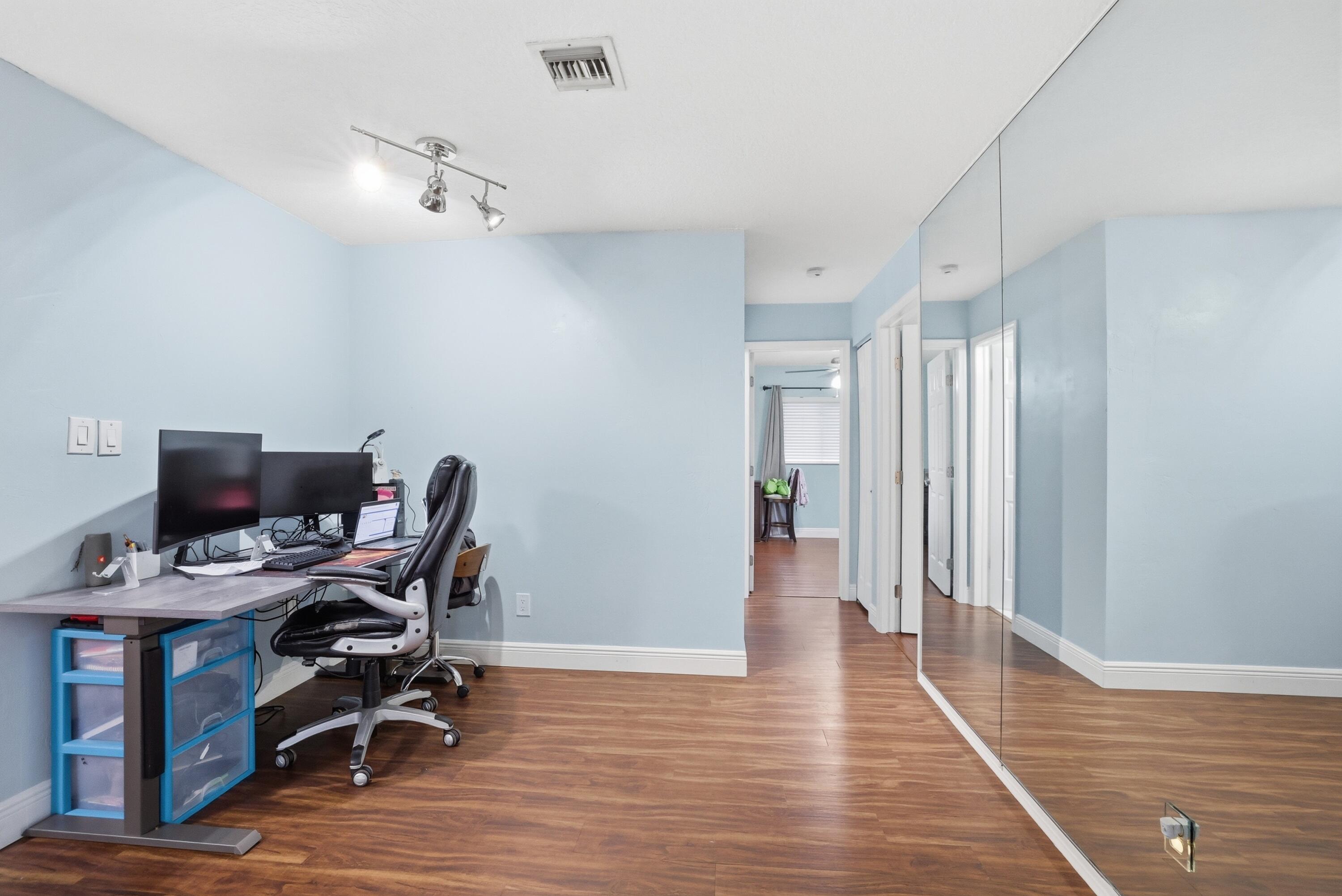 WESTWOOD COMMUNITY 5 - Residential