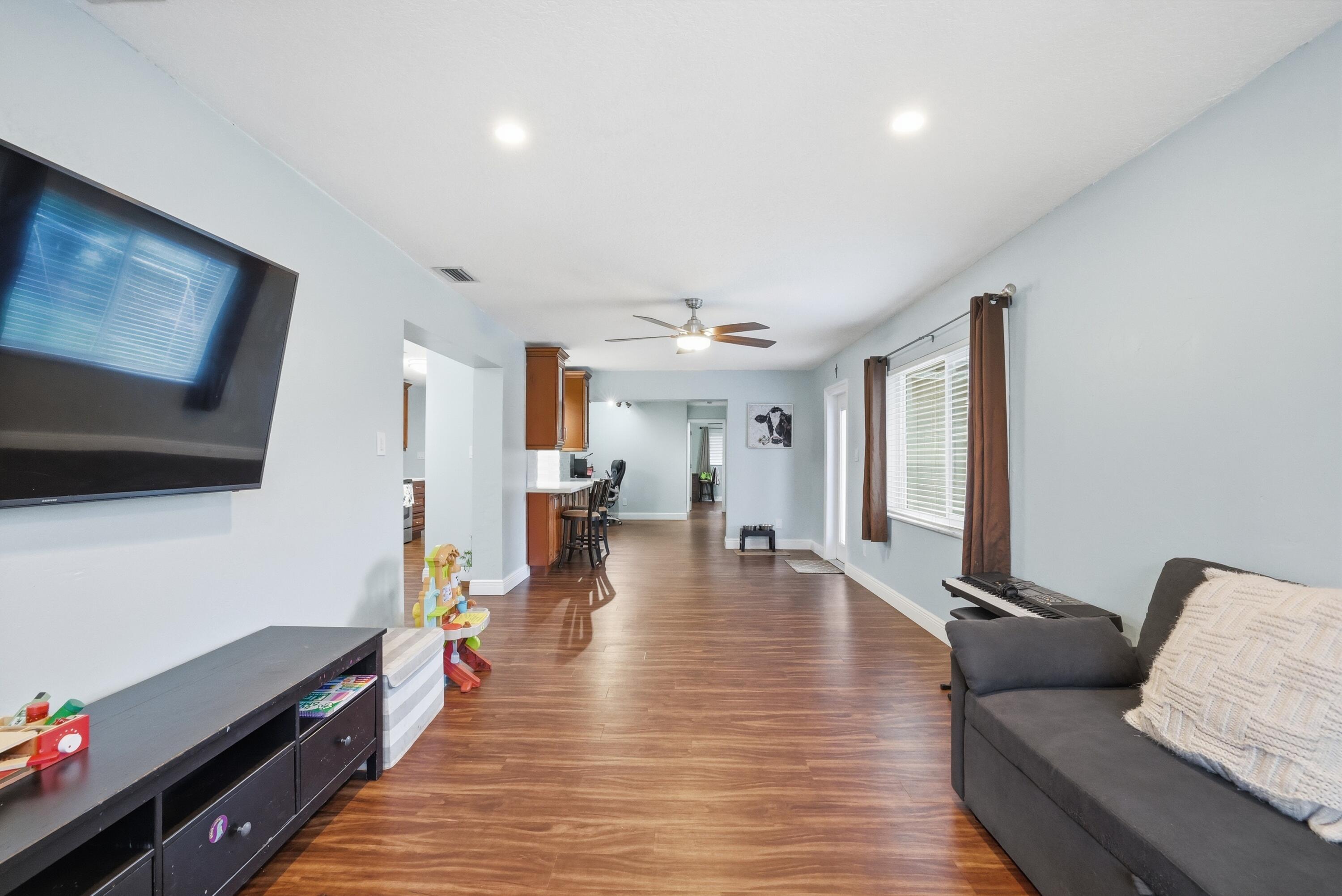 WESTWOOD COMMUNITY 5 - Residential