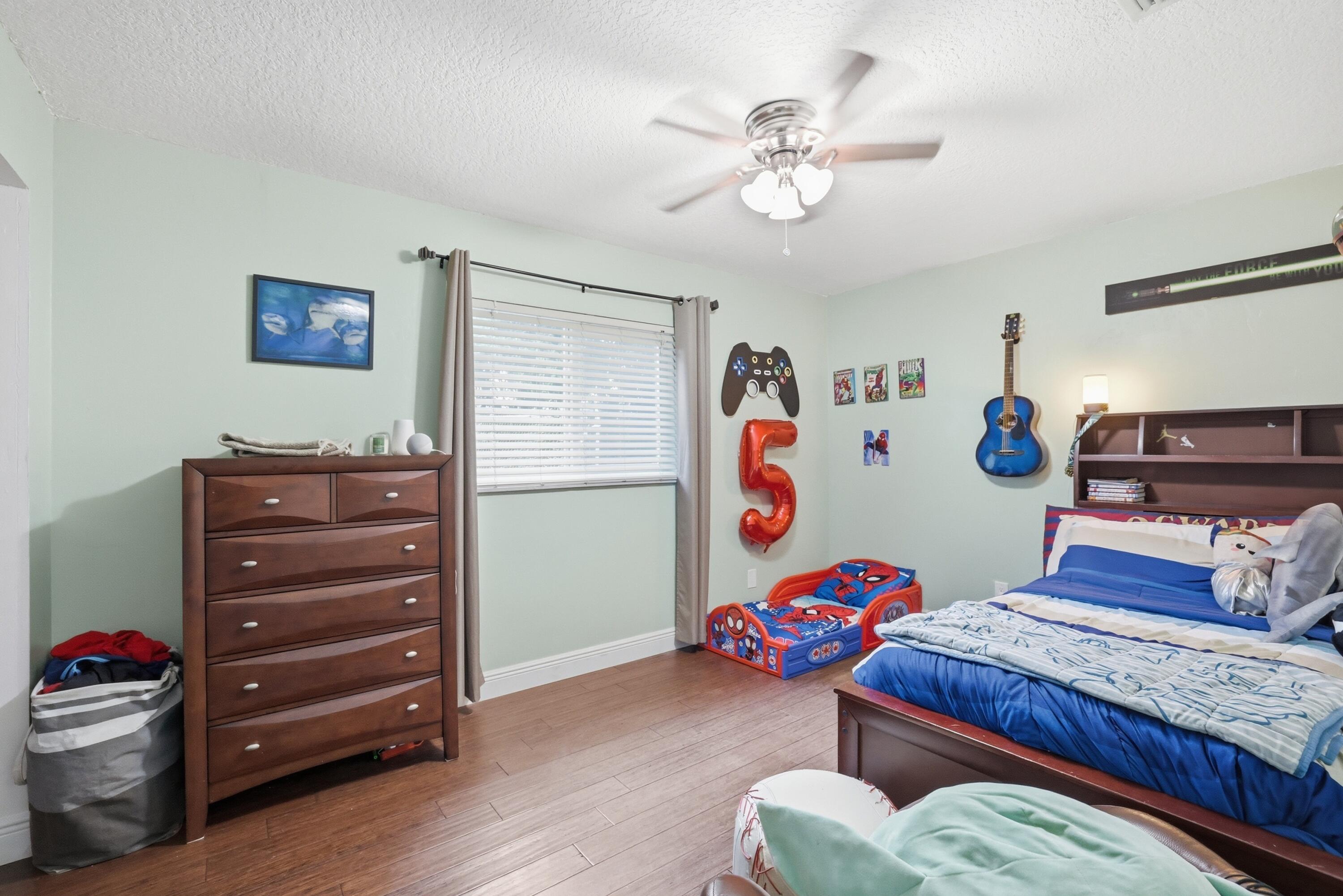 WESTWOOD COMMUNITY 5 - Residential