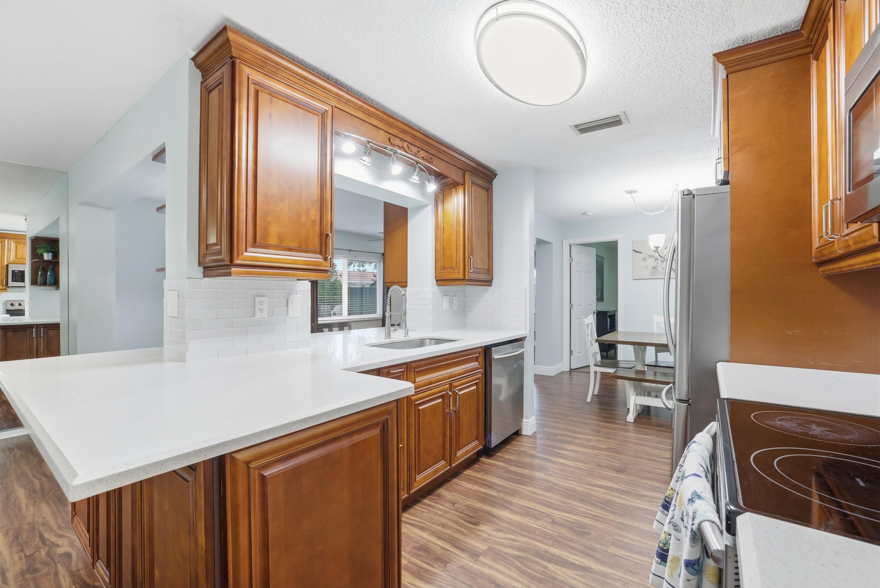 WESTWOOD COMMUNITY 5 - Residential