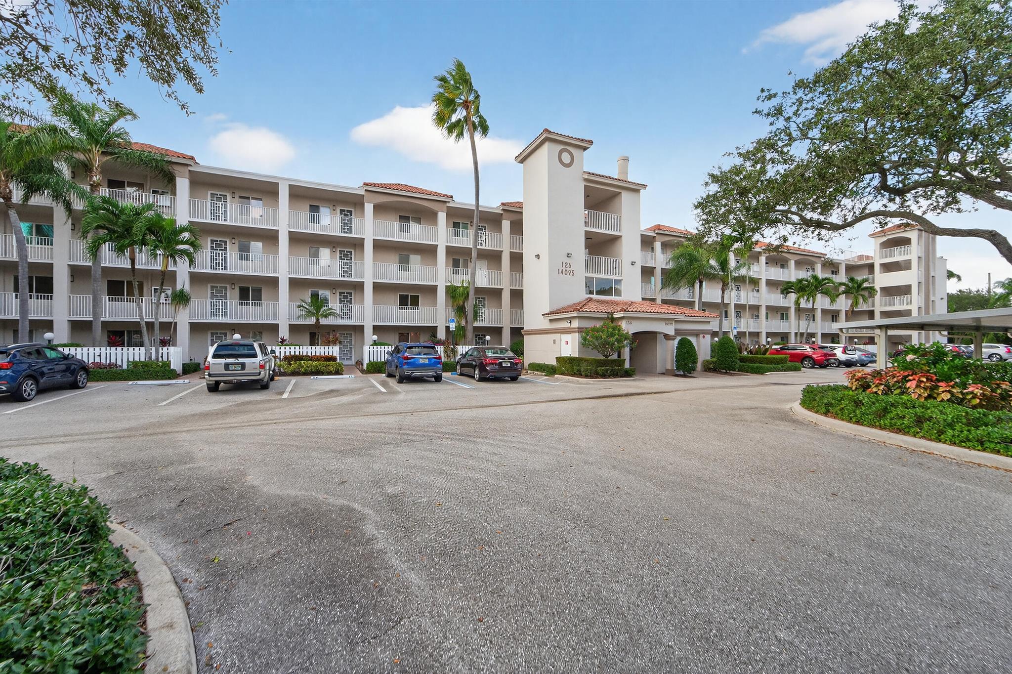 HUNTINGTON POINTE - Residential Lease